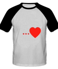 خرید تی شرت یقه و آستین سیاه طرح قلب 1